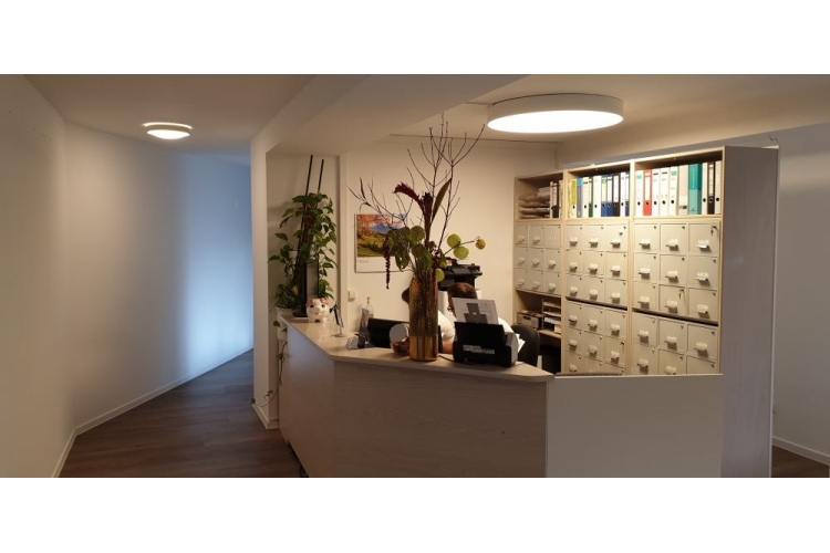 Praxis Resmini  Über uns - Firmenbild #1