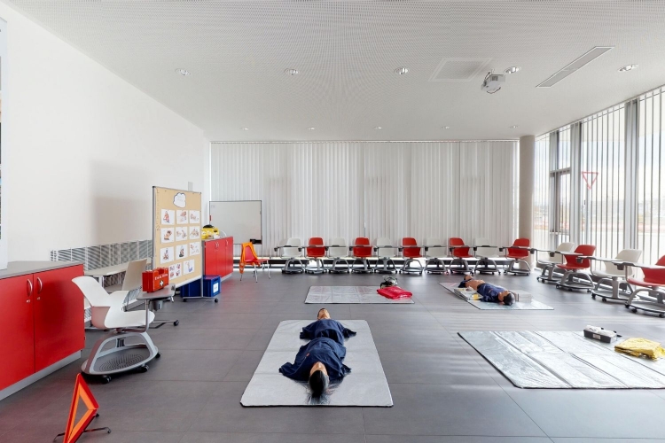 DRK-Rettungsdienst Böblingen gGmbH Über uns - Firmenbild #7