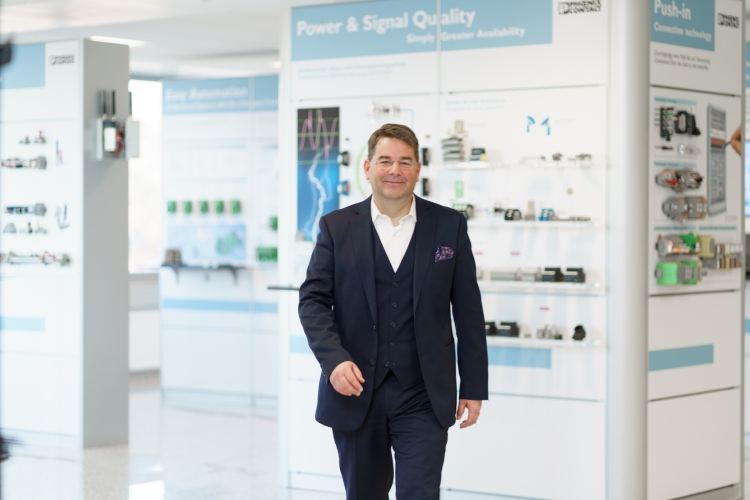 Phoenix Contact GmbH · Karriereseite Connectoor