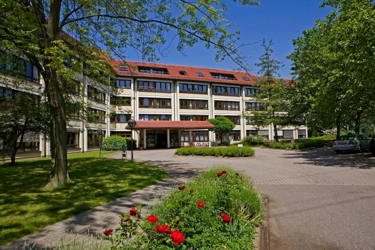 Schwarzwaldklinik Bad Krozingen KG  Über uns - Firmenbild #1