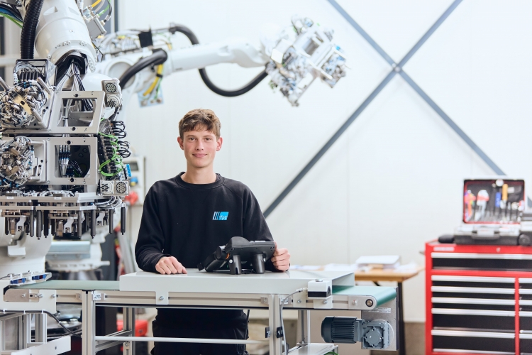 FPT Robotik  Über uns - Firmenbild #4