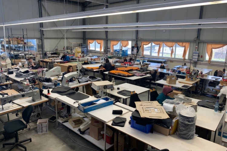 Neuweiler Individual Textil  Über uns - Firmenbild #1