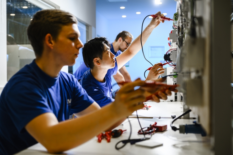 Rud. Otto Meyer Technik GmbH & Co. KG Über uns - Firmenbild #1